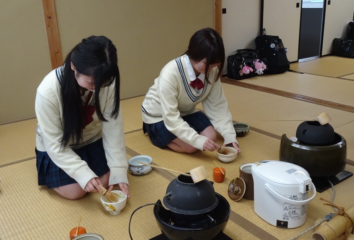 写真：日本文化部　茶道